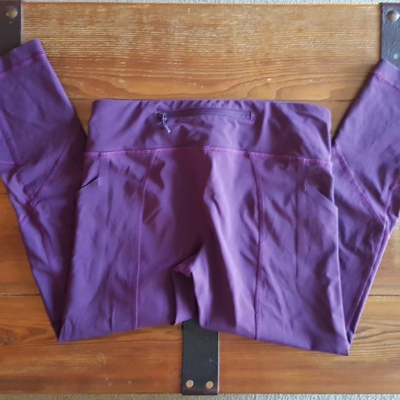 Women's Lululemon Pace Rival Mid-Rise Crops - Picture 4 of 6